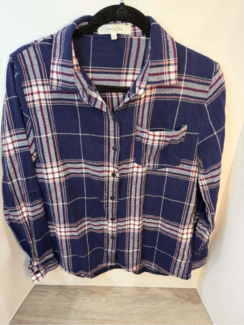 Eden & Olivia Navy and White Plaid Shirt with Pink Accent Sz Medium 100% Cotton